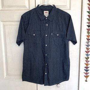 Levi’s Dark blue short sleeve button down.
